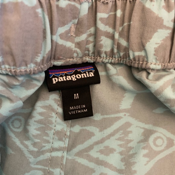 COPY - Patagonia baggies 2.5 inch Size M - Picture 4 of 5